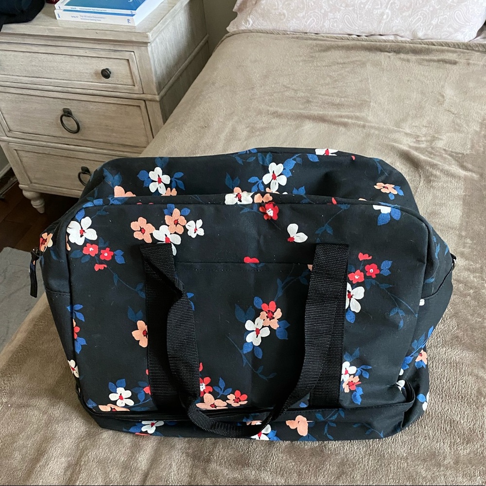 Vera Bradley overnight bag